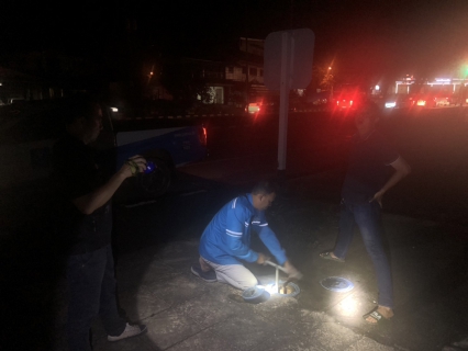 ไฟล์แนบ กปภ.สาขากาญจนดิษฐ์ ลงพื้นที่สำรวจเพื่อค้นหาท่อแตก-รั่ว โดยวิธี Step test ในพื้นที่ MM - 12 พลายวาส บริเวณชุมชนตลาดกาญจนดิษฐ์ ต.กะแดะ อ.กาญจนดิษฐ์ จ.สุราษฎร์ธานี ตามแผนปฏิบัติการลดน้ำสูญเสีย