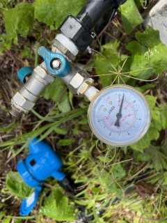 ไฟล์แนบ กปภ.สาขาหลังสวน นำทีมลงพื้นที่สุ่มตรวจวัดแรงดันน้ำ หน้ามาตร ในพื้นที่ อำเภอหลังสวน จังหวัดชุมพร