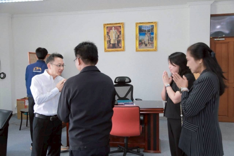 ไฟล์แนบ การประปาส่วนภูมิภาคสาขาประจวบคีรีขันธ์ เข้าเยี่ยมเยียนสวัสดีปีใหม่ ประจำปี 2569 พร้อมมอบของที่ระลึกตราสัญลักษณ์ กปภ. 