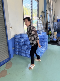 ไฟล์แนบ มอบน้ำดื่มบรรจุขวดและสนับสนุนของขวัญในกิจกรรมงานวันเด็กแห่งชาติ ประจำปี ๒๕๖๙ 