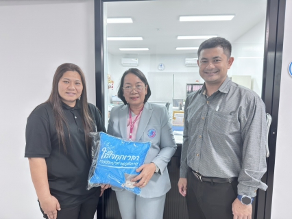 ไฟล์แนบ การประปาส่วนภูมิภาคสาขาชุมพร มอบของที่ระลึกแก่ผู้ใช้น้ำรายใหญ่จังหวัดชุมพรประจำปี 2569