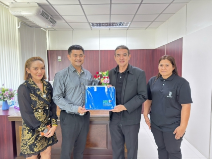 ไฟล์แนบ การประปาส่วนภูมิภาคสาขาชุมพร มอบของที่ระลึกแก่ผู้ใช้น้ำรายใหญ่จังหวัดชุมพรประจำปี 2569