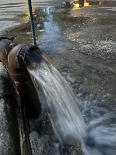 ไฟล์แนบ กปภ.สาขาหลังสวน รักษาคุณภาพน้ำประปาใสสะอาด ดำเนินการตามแผนระบายตะกอนในเส้นท่อ ประจำเดือน มกราคม 2569 