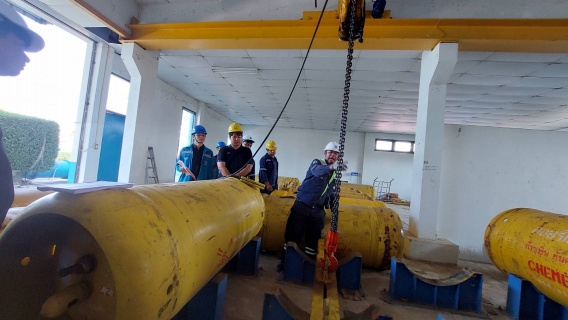 ไฟล์แนบ กปภ.ข.3 จัดโครงการฝึกอบรมหลักสูตร "ผู้บังคับปั้นจั่น ผู้ให้สัญญาณแก่ผู้บังคับปั้นจั่น ผู้ยืดเกาะวัสดุ และผู้ควบคุมการใช้ปั้นจั่น สําหรับปั้นจั่นชนิดอยู่กับที่ประเภทปั้นจั่นเหนือศีรษะ ปั้นจั่นขาสูง หรือปั้นจั่นที่มีลักษณะการทํางานคล้ายคลึงกัน" ให้แก่พนักงานในสังกัด กปภ.ข.3