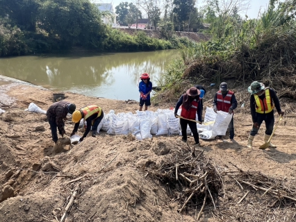 ไฟล์แนบ กปภ.สาขาบางสะพาน ร่วมกันกั้นฝายชะลอน้ำ  ( ครั้งที่ 2 )  บริเวณคลองร่อนทอง สถานีผลิตจ่ายน้ำร่อนทอง
