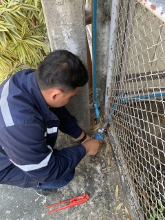 ไฟล์แนบ การประปาส่วนภูมิภาคสาขาเพชรบุรี ดำเนินกิจกรรมผูกลวดตีตรามาตร ตรวจสอบและบำรุงรักษามาตรวัดน้ำ