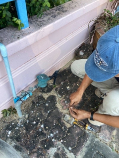 ไฟล์แนบ การประปาส่วนภูมิภาคสาขาเพชรบุรี ดำเนินกิจกรรมผูกลวดตีตรามาตร ตรวจสอบและบำรุงรักษามาตรวัดน้ำ