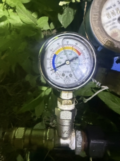 ไฟล์แนบ กปภ.สาขาหลังสวน นำทีมลงพื้นที่สุ่มตรวจวัดแรงดันน้ำ หน้ามาตร ในพื้นที่ ตำบลทุ่งตะไคร อำเภอทุ่งตะโก จังหวัดชุมพร