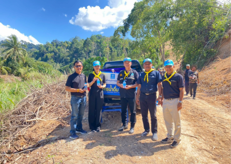 ไฟล์แนบ การประปาส่วนภูมิภาคสาขาเวียงสระ เข้าร่วมกิจกรรมจิตอาสาสร้างฝายชะลอน้ำ พร้อมทั้งมอบน้ำดื่มบรรจุขวดตราสัญลักษณ์ กปภ.