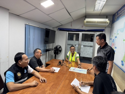 ไฟล์แนบ กปภ.สาขากาญจนดิษฐ์  ลงพื้นที่สำรวจเพื่อค้นหาท่อแตก-รั่ว โดยวิธี Step test ในพื้นที่ MM - 12 พลายวาส บริเวณชุมชนตลาดกาญจนดิษฐ์ ต.กะแดะ อ.กาญจนดิษฐ์ จ.สุราษฎร์ธานี ตามแผนปฏิบัติการลดน้ำสูญเสีย