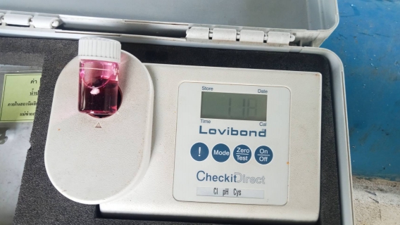 ไฟล์แนบ กปภ.สาขากาญจนดิษฐ์ ลงพื้นที่สุ่มน้ำประปา บริเวณร้านซ่อมรถหน้าอำเภอกาญจนดิษฐ์ ม.1 ต.กะแดะ อ.กาญจนดิษฐ์ จังหวัดสุราษฎร์ธานี พื้นที่แม่ข่ายกาญจนดิษฐ์ โดยเก็บตัวอย่างน้ำจากก๊อกน้ำที่บ้านของผู้ใช้น้ำไปตรวจสอบคุณภาพน้ำ 