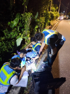 ไฟล์แนบ กปภ.สาขาตะกั่วป่า ดำเนินงานตามแผนบริหารจัดการน้ำสูญเสียเชิงรุก ทำ Step Test ลงพื้นที่เดินเท้าหาท่อแตกรั่ว พร้อมซ่อมปิดจุด เพื่อลดการเกิดน้ำสูญเสีย