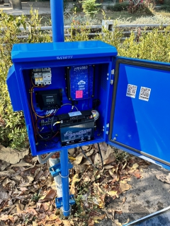 ไฟล์แนบ การประปาส่วนภูมิภาคสาขาเพชรบุรี ดำเนินการทำความสะอาดแผงโซลาเซลล์และอุปกรณ์ในตู้ DMA อุปกรณ์ตู้ P3