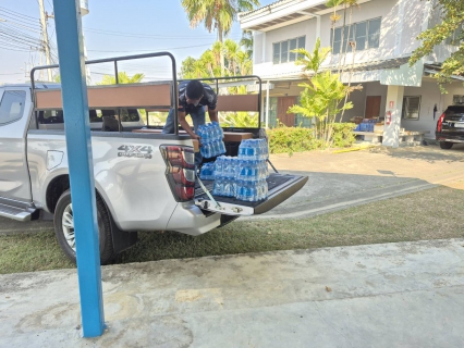 ไฟล์แนบ การประปาส่วนภูมิภาคสาขาเพชรบุรี มอบน้ำดื่มบรรจุขวดตราสัญลักษณ์ กปภ.