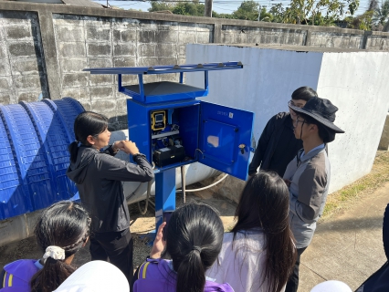 ไฟล์แนบ กปภ.สาขาขอนแก่น (พ) ให้การต้อนรับคณะอาจารย์และนักศึกษา วิทยาลัยสาธารณสุขสิรินธร จังหวัดขอนแก่น ศึกษาดูงานกระบวนการผลิตน้ำประปา ณ สถานีผลิตน้ำบ้านโกทา และสถานีผลิตน้ำอุบลรัตน์ 2 