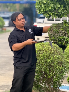 ไฟล์แนบ กปภ.สาขาสามพราน ร่วมกิจกรรมตัดหญ้าและตัดแต่งกิ่งไม้ ปรับปรุงภูมิทัศน์รอบสำนักงาน