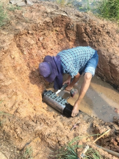 ไฟล์แนบ การประปาส่วนภูมิภาคสาขาฉะเชิงเทรา โดยงานบริการและควบคุมน้ำสูญเสีย ร่วมกับบริษัทประปา ฉะเชิงเทรา จำกัด ดำเนินการเฝ้าระวังและสำรวจท่อแตกรั่วเชิงรุกในพื้นที่จ่ายน้ำอย่างต่อเนื่อง