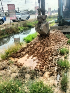 ไฟล์แนบ การประปาส่วนภูมิภาคสาขาฉะเชิงเทรา โดยงานบริการและควบคุมน้ำสูญเสีย ร่วมกับบริษัทประปา ฉะเชิงเทรา จำกัด ดำเนินการเฝ้าระวังและสำรวจท่อแตกรั่วเชิงรุกในพื้นที่จ่ายน้ำอย่างต่อเนื่อง