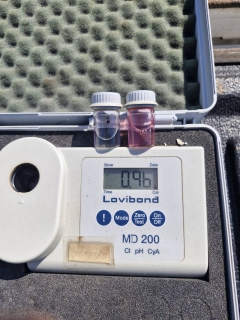 ไฟล์แนบ กปภ.สาขาภูเก็ต ลงพื้นที่ตรวจสอบคุณภาพน้ำปลายสาย บริเวณหมู่บ้านพฤกษา ภัสสร ตำบลเกาะแก้ว อ.เมือง จังหวัดภูเก็ต เพื่อดำเนินการตรวจสอบคุณภาพน้ำ