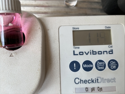 ไฟล์แนบ กปภ.สาขากาญจนดิษฐ์ ลงพื้นที่สุ่มน้ำประปา บริเวณโรงเรียนบ้านน้ำฉา ม.5 ต.ดอนสัก อ.ดอนสัก จังหวัดสุราษฎร์ธานี พื้นที่สถานีผลิตน้ำบ้านน้ำฉา โดยเก็บตัวอย่างน้ำจากก๊อกน้ำที่บ้านของผู้ใช้น้ำไปตรวจสอบคุณภาพน้ำ