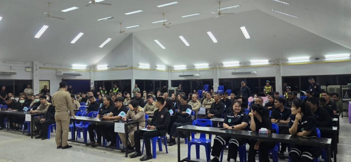 ไฟล์แนบ การประปาส่วนภูมิภาคสาขาพิจิตร     เข้าร่วมพิธีส่งประชาชนในการเดินทางเข้าเฝ้าฯ กราบถวายบังคมพระบรมศพ สมเด็จพระนางเจ้าสิริกิติ์ พระบรมราชินีนาถ พระบรมราชชนนีพันปีหลวง