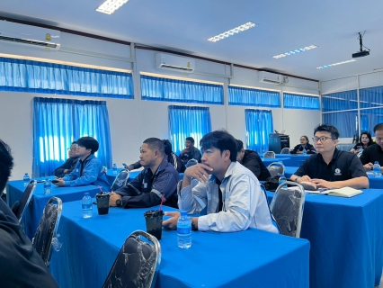 ไฟล์แนบ กปภ.สาขาพิจิตร นำโดยนายสมเจต กาหล ผจก.กปภ.สาขาพิจิตร, นายมนัส พรหมแต้ม ผช.ผจก. พร้อมทีมงาน ร่วมเปิดบ้านต้อนรับกองระบบจำหน่าย กปภ.ข.๑๐ และเพื่อนพนักงานจากสาขาตะพานหิน, บางมูลนาก และท่าตะโก ในกิจกรรม On the Job Training (OJT) ครั้งที่ 4/2569 ณ กปภ.สาขาพิจิตร 🏠🤝