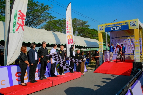 ไฟล์แนบ 🚴‍♂️🏆 กปภ.สาขาพิจิตร ร่วมพิธีเปิดการแข่งขันจักรยานชิงแชมป์ประเทศไทย ชิงถ้วยพระราชทาน คิงส์ภูมิพล ประจำปี 2569 สนามที่ 2 🏆🚴‍♀️