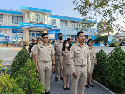 ไฟล์แนบ กปภ.สาขาสมุทรสาคร (พ) จัดกิจกรรมเคารพธงชาติ สวดมนต์ และทำความสะอาดพื้นที่สำนักงาน