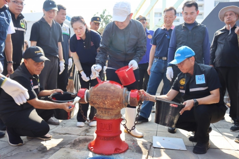 ไฟล์แนบ กปภ.สาขาชลบุรี (พ) สนับสนุนน้ำดื่ม และร่วมกิจกรรม Big Cleaning Day ขับเคลื่อนความสะอาดและความเป็นระเบียบเรียบร้อยของเมือง จังหวัดชลบุรี