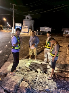 ไฟล์แนบ กปภ.สาขาเพชรบุรี ลงพื้นที่ตรวจสอบปัญหาน้ำไหลอ่อน-ไม่ไหล