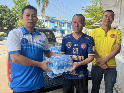 ไฟล์แนบ การประปาส่วนภูมิภาคสาขาบ้านไผ่ มอบน้ำดื่มบรรจุขวดตราสัญลักษณ์ กปภ. ให้กับที่ว่าการอำเภอบ้านไผ่ ในการจัดงานประเพณีบุญกุ้มข้าวใหญ่ของดีอำเภอบ้านไผ่ และงานกาชาดอำเภอบ้านไผ่ ประจำปี 2569