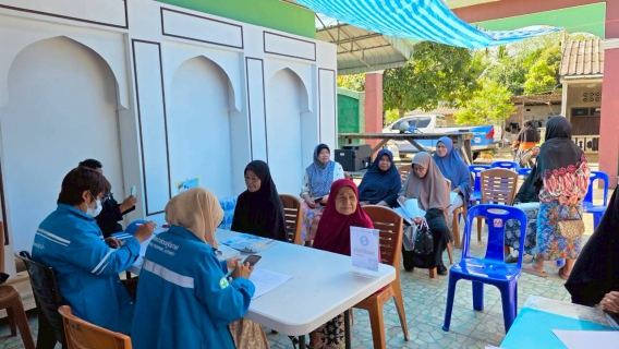 ไฟล์แนบ การประปาส่วนภูมิภาคสาขาสุไหงโก-ลก ลงพื้นที่จัดกิจกรรม "มุ่งมั่นเพื่อปวงชน เติมใจให้กัน ครั้งที่ 7" ณ มัสยิดบูเก๊ะยารง อ.แว้ง จ.นราธิวาส พร้อมมอบน้ำดื่มสะอาดตราสัญลักษณ์ กปภ. แก่ชุมชนในช่วงเดือนรอมฎอน