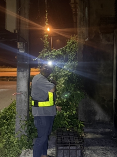 ไฟล์แนบ กปภ.สาขาหลังสวน ออกสำรวจหาท่อแตก-ท่อรั่ว และดำเนินการปรับPRV เพื่อลดน้ำสูญเสียของหน่วยบริการแม่ข่ายหลังสวน ในพื้นที่ MM-01-แม่ข่ายกปภ.สาขาหลังสวน ต.ขันเงิน อ.หลังสวน จ.ชุมพร