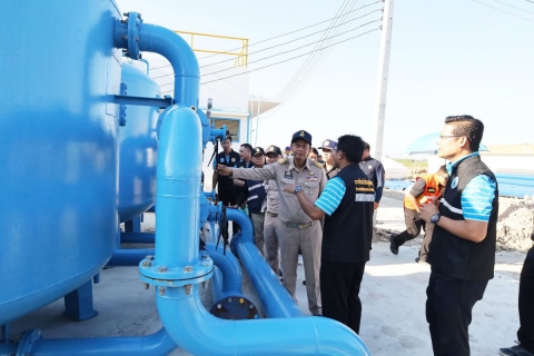 ไฟล์แนบ ผู้ว่าราชการจังหวัดประจวบคีรีขันธ์ ลงพื้นที่ติดตามการปรับแผนการผลิตน้ำประปา เพื่อให้เพียงพอต่อความต้องการของประชาชนในช่วงฤดูแล้ง ณ สถานีผลิตน้ำบ่อนอก การประปาส่วนภูมิภาคสาขาประจวบคีรีขันธ์