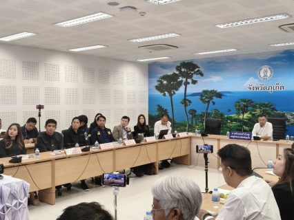 ไฟล์แนบ การประปาส่วนภูมิภาคสาขาภูเก็ต เข้าร่วมแถลงข่าวตามโครงการประชาสัมพันธ์เผยแพร่นโยบายสำคัญส่งเสริมภาพลักษณ์การท่องเที่ยวจังหวัด ภูเก็ต (กิจกรรมผู้ว่าราชการจังหวัดพบสื่อมวลชน) 