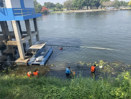 ไฟล์แนบ กปภ.สาขากาญจนบุรี จัดกิจกรรมพัฒนาแหล่งน้ำ กำจัดวัชพืช เก็บขยะ สิ่งปฏิกูล เพื่อรักษาแหล่งน้ำ แม่น้ำแควใหญ่ บริเวณสถานีสูบน้ำแรงต่ำสำนักงาน