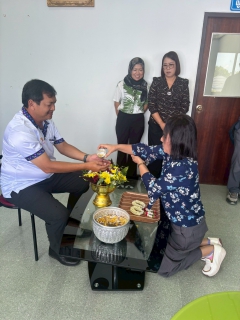 ไฟล์แนบ กปภ.สาขานราธิวาส จัดกิจกรรมรดน้ำดำหัวสืบสานประเพณีไทย เนื่องในวันสงกรานต์ ปี 2568