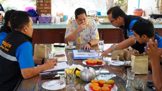 ไฟล์แนบ กปภ.ข.5 เข้าพบ สรรเพชญ รมช.คมนาคม ถือโอกาสสวัสดีปีใหม่ไทย (สงกรานต์) และแสดงความยินดีในโอกาสได้รับแต่งตั้งให้ดำรงตำแหน่ง รมช. พร้อมหารือแก้ปัญหาน้ำประปาสงขลา-หาดใหญ่ พร้อมชงปลดล็อคข้อจำกัดขยายเขตบริการ