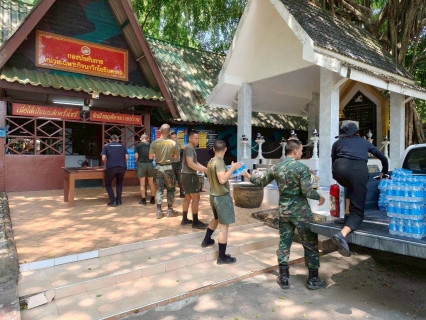 ไฟล์แนบ กปภ.สาขาตราด และ ร่วมกับ อำเภอเมืองตราด สนับสนุนน้ำดื่มแก่หน่วยเฉพาะกิจนาวิกโยธินตราด (ฉก.นย.ตราด) เพื่อสร้างขวัญกำลังใจแก่เจ้าหน้าที่ปฏิบัติงาน