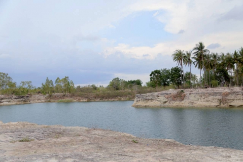 ไฟล์แนบ การประปาส่วนภูมิภาคสาขาประจวบคีรีขันธ์ ร่วมลงพื้นที่กับเจ้าหน้าที่องค์การบริหารส่วนตำบลห้วยทรายเพื่อตรวจสอบคุณภาพน้ำดิบ ณ บริเวณบึงวังด้วนและพื้นที่นาสร้าง ตำบลห้วยทราย อำเภอเมืองประจวบคีรีขันธ์ จังหวัดประจวบคีรีขันธ์