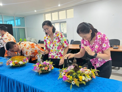 ไฟล์แนบ กปภ.สาขาลำปาง ร่วมกิจกรรมสรงน้ำพระ รดน้ำดำหัวผู้อาวุโสและผู้ช่วยผู้จัดการฯ เนื่องในเทศกาลปีใหม่เมือง ๒๕๖๙