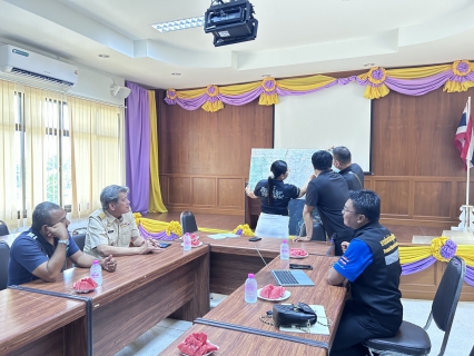ไฟล์แนบ การประปาส่วนภูมิภาคสาขาประจวบคีรีขันธ์ ร่วมประชุมกับองค์การบริหารส่วนตำบลห้วยทรายเพื่อแจ้งความคืบหน้าการขยายเขตจำหน่ายน้ำและลงพื้นที่เพื่อประเมินเป็นไปได้ในการก่อสร้างระบบจำหน่ายน้ำในอนาคต 