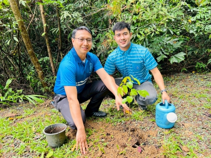 ไฟล์แนบ กปภ.สาขาตะกั่วป่า จัดกิจกรรมโครงการ กปภ.ปลูกป่าเพื่อแผ่นดิน เทิดพระเกียรติพระบาทสมเด็จพระบรมชนกาธิเบศร มหาภูมิพลอดุลยเดชมหาราช บรมนาถบพิตร (Fathers Land) ปี 2569