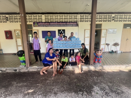 ไฟล์แนบ กปภ.สาขาขนอม มอบน้ำดื่มบรรจุขวดตราสัญลักษณ์ กปภ. ให้กับศูนย์การศึกษาพิเศษ ประจำจังหวัดนครศรีธรรมราช หน่วยบริการขนอม