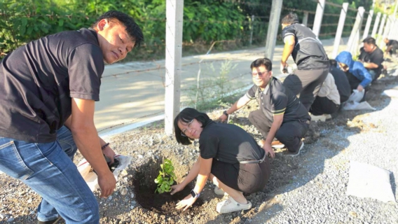 ไฟล์แนบ กปภ.สาขาคลองหลวง จัดกิจกรรมโครงการ กปภ.ปลูกป่าเพื่อแผ่นดิน เทิดพระเกียรติพระบาทสมเด็จพระบรมชนกาธิเบศร มหาภูมิพลอดุลยเดชมหาราช บรมนาถบพิตร (Fathers Land) ประจำปี 2569