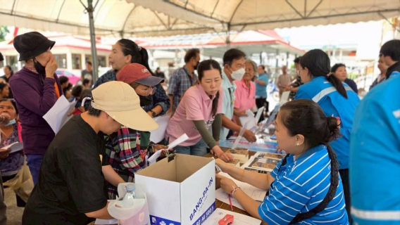 ไฟล์แนบ กปภ.สาขาคลองหลวง จัดกิจกรรม มุ่ง-มั่น-เพื่อปวงชน เติมใจให้กัน ครั้งที่ 4/2569 ลงพื้นที่รับคำร้องขอติดตั้งประปานอกสถานที่ พร้อมให้คำแนะนำด้านการใช้น้ำแก่ประชาชน ณ วัดหว่านบุญ ต.คลองหก อ.คลองหลวง จ.ปทุมธานี