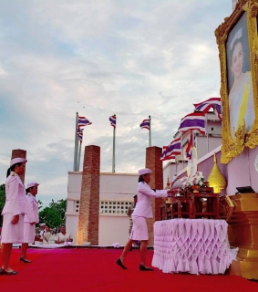 ไฟล์แนบ กปภ.สาขาปากพนัง เข้าร่วมพิธีถวายเครื่องราชสักการะและวางพานพุ่มและจุดเทียนถวายพระพรชัยมงคล กิจกรรมเฉลิมพระเกียรติ สมเด็จพระนางเจ้าฯ พระบรมราชินี เนื่องในโอกาสวันเฉลิมพระชนมพรรษา 3 มิถุนายน 2569   