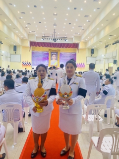 ไฟล์แนบ กปภ.สาขามหาสารคาม เข้าร่วมพิธีถวายเครื่องราชสักการะและวางพานพุ่ม และพิธีจุดเทียนชัยถวายพระพรชัยมงคล เนื่องในโอกาสพระราชพิธีมหามงคลเฉลิมพระชนมพรรษา 4 รอบ สมเด็จพระนางเจ้าฯ พระบรมราชินี 3 มิถุนายน 2569