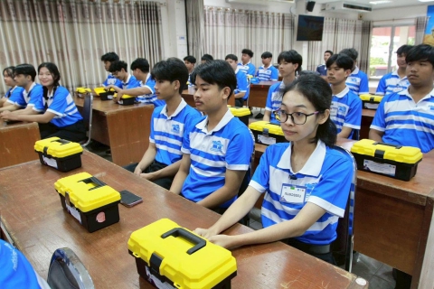 ไฟล์แนบ กปภ.เขต 1  จัดพิธีมอบเกียรติบัตรแก่ผู้ร่วมโครงการฝึกอาชีพประปาให้กับประชาชน ปี 2569 ในหลักสูตร "การสำรวจ ติดตั้ง ซ่อมแซมท่อประปาในที่พักอาศัยและอาคารสำนักงาน" รุ่นที่ 2 จังหวัดจันทบุรี 