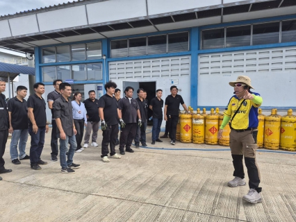 ไฟล์แนบ กองพัฒนาทรัพยากรบุคคล กปภ. ร่วมกับ กปภ.สาขาสุพรรณบุรี จัดฝึกอบรมหลักสูตร "ความปลอดภัยในการทำงานเกี่ยวกับสารเคมีและการตอบโต้กรณีเกิดเหตุการณ์ฉุกเฉิน" รุ่นที่ 3